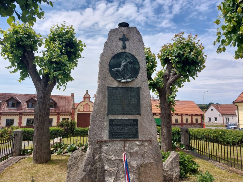 fotografie z akce ... a zpět na Blaník/14. etapa