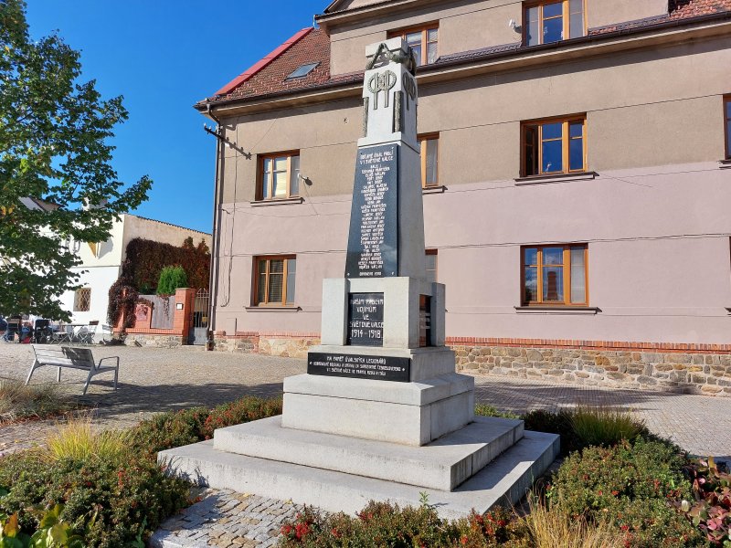 fotografie z akce NsI - Naučnou stezkou Úvaly