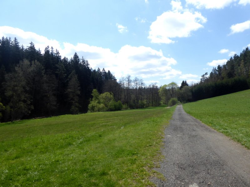 fotografie z akce Z Vlašimi do Č.Šternberku-17km